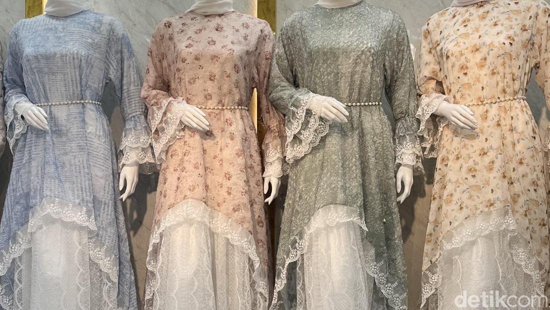 Pendapat Denny Wirawan soal Tren Gamis Bini Orang untuk Baju Lebaran 2026